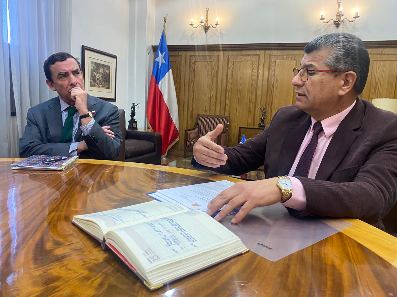 Alcalde gestiona instalación de primera notaría en San Nicolás ante el Ministerio de Justicia